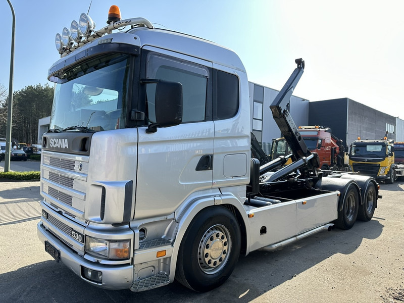 Scania 144G-530 V8 6x4 HOOKLIFT 20T MEILLER -VOL LUCHT - OPTI-CRUISE - CR19 SLAAPCABINE - Krokbil: bilde 3 Scania 144G-530 V8 6x4 HOOKLIFT 20T MEILLER -VOL LUCHT - OPTI-CRUISE - CR19 SLAAPCABINE - Krokbil: bilde 3