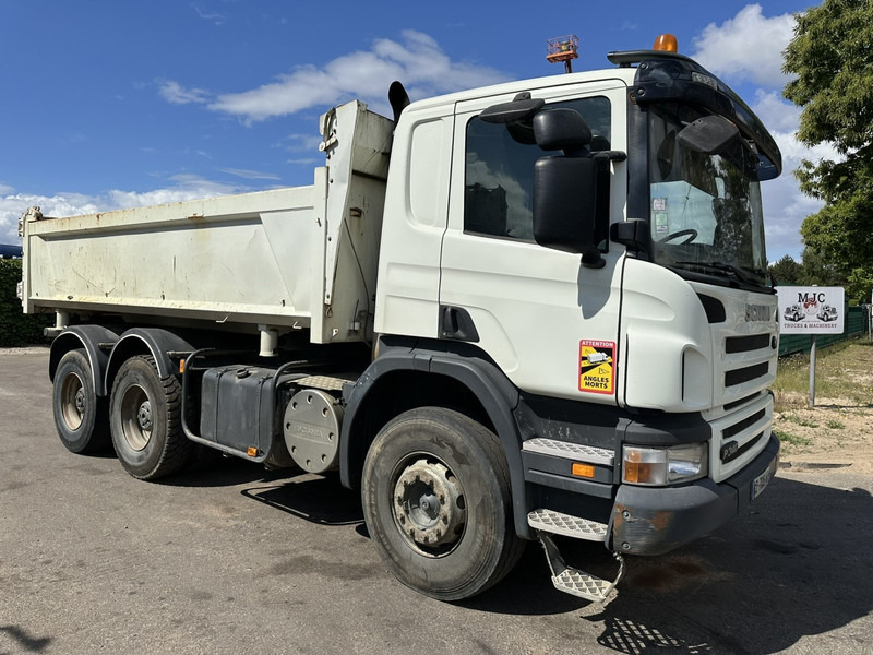 Scania P340 6x4 TIPPER / KIPPER - BORDMATIC - MANUAL - BIG AXLES / AP ACHSEN - SPRING / BLATT - *355.000km* - EURO 4 - Tippbil: bilde 1 Scania P340 6x4 TIPPER / KIPPER - BORDMATIC - MANUAL - BIG AXLES / AP ACHSEN - SPRING / BLATT - *355.000km* - EURO 4 - Tippbil: bilde 1