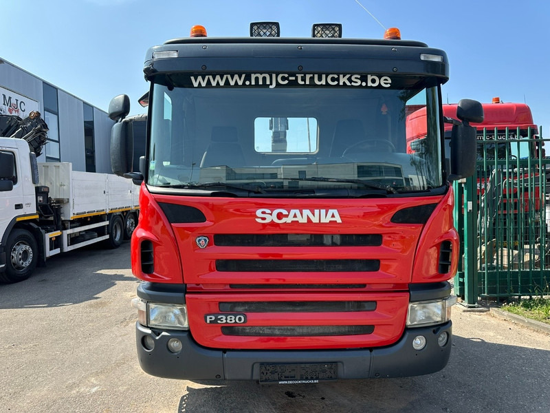 Scania P380 6x4 HOOKLIFT HIAB 25T - 6100mm - A/C - CAMERA - E4 - AIR SUSPENSION - BE TRUCK - Krokbil: bilde 2 Scania P380 6x4 HOOKLIFT HIAB 25T - 6100mm - A/C - CAMERA - E4 - AIR SUSPENSION - BE TRUCK - Krokbil: bilde 2
