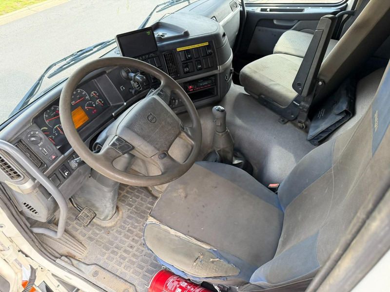 Kranbil Volvo FM 300 6x4 + (25.8m!) CRANE HIAB 245 E-5 + JIB 65 X-3 + 2 ME - *228.000km* - MANUAL - A/C - EURO 3 - BELGIAN TRUCK: bilde 12