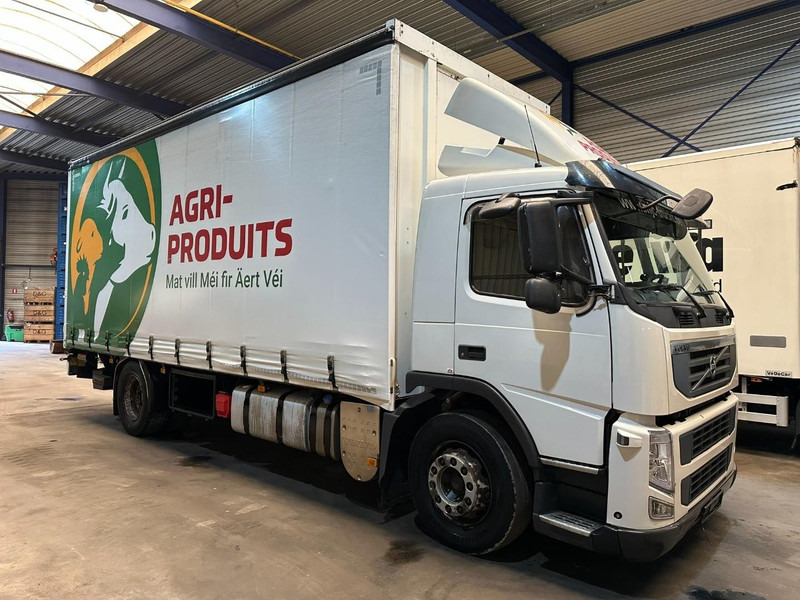 Volvo FM 330 4x2 BOX 7m x 2m48 x 2m75 - 542.000km - EURO 5 - I SHIFT - 19T - A/C - LARGE TAILLIFT - Kapellbil: bilde 1 Volvo FM 330 4x2 BOX 7m x 2m48 x 2m75 - 542.000km - EURO 5 - I SHIFT - 19T - A/C - LARGE TAILLIFT - Kapellbil: bilde 1