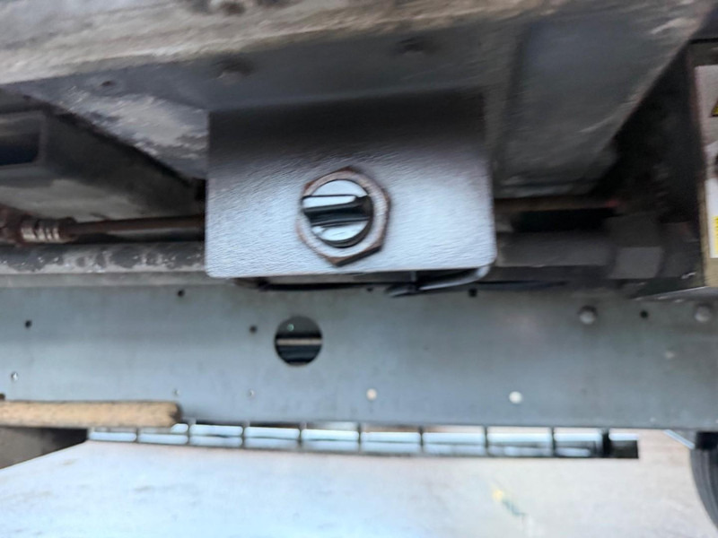 Med walking floor semitrailer kraker CF-200 WALKING FLOOR / SCHUBBODEN / PISO MOVIL - SAF - 3 AS - AIR SUSPENSION - DISC: bilde 11