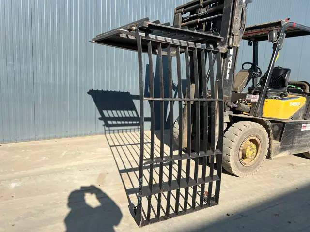 Cat 313D / M315D / 320D / 325D / 330D / 345C / 365C / - Førerhus og interiør for Bygg og anlegg: bilde 1 Cat 313D / M315D / 320D / 325D / 330D / 345C / 365C / - Førerhus og interiør for Bygg og anlegg: bilde 1