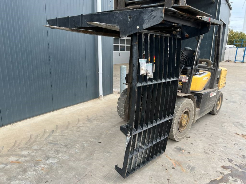 Cat 313E / 320F / 323E / 325F / 329E / 330F / 336E / 3 - Førerhus og interiør for Bygg og anlegg: bilde 2 Cat 313E / 320F / 323E / 325F / 329E / 330F / 336E / 3 - Førerhus og interiør for Bygg og anlegg: bilde 2