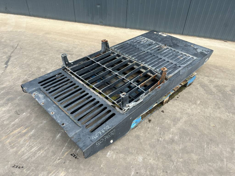 Cat 313E / M315F / 320F / 323E / 325F / 329E/ 330F / 3 - Førerhus og interiør for Bygg og anlegg: bilde 1 Cat 313E / M315F / 320F / 323E / 325F / 329E/ 330F / 3 - Førerhus og interiør for Bygg og anlegg: bilde 1