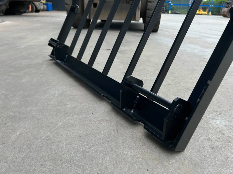 Cat 318C Guard - Førerhus og interiør for Bygg og anlegg: bilde 5 Cat 318C Guard - Førerhus og interiør for Bygg og anlegg: bilde 5