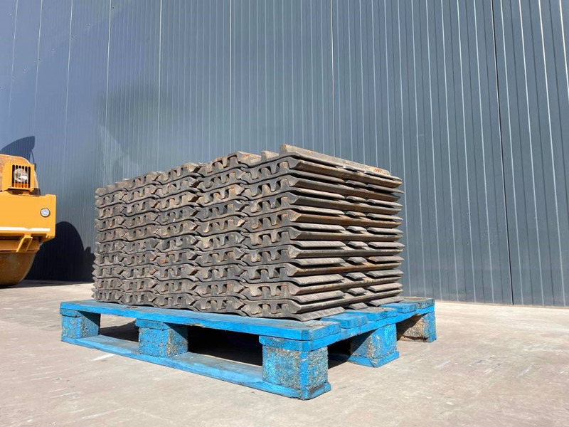 FIAT-HITACHI EX255 - Ramme/ Chassis for Bygg og anlegg: bilde 2 FIAT-HITACHI EX255 - Ramme/ Chassis for Bygg og anlegg: bilde 2