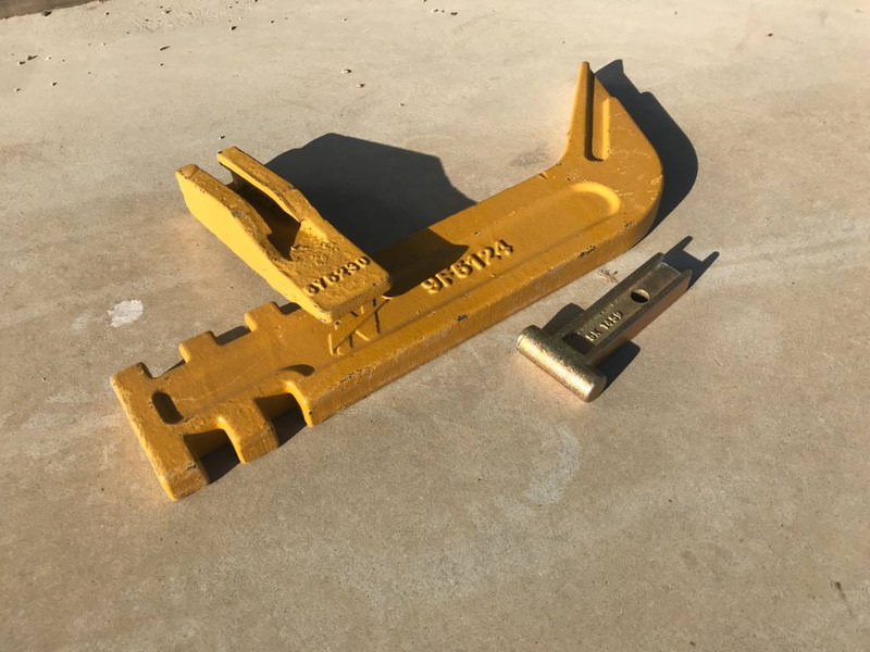 Cat 120H / 120M / 140H / 140M / 160H / 160M Scarifier - Utstyr for Bygg og anlegg: bilde 1 Cat 120H / 120M / 140H / 140M / 160H / 160M Scarifier - Utstyr for Bygg og anlegg: bilde 1