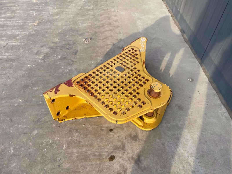 Cat D4 NG Zugtraverse - Utstyr for Bygg og anlegg: bilde 1 Cat D4 NG Zugtraverse - Utstyr for Bygg og anlegg: bilde 1