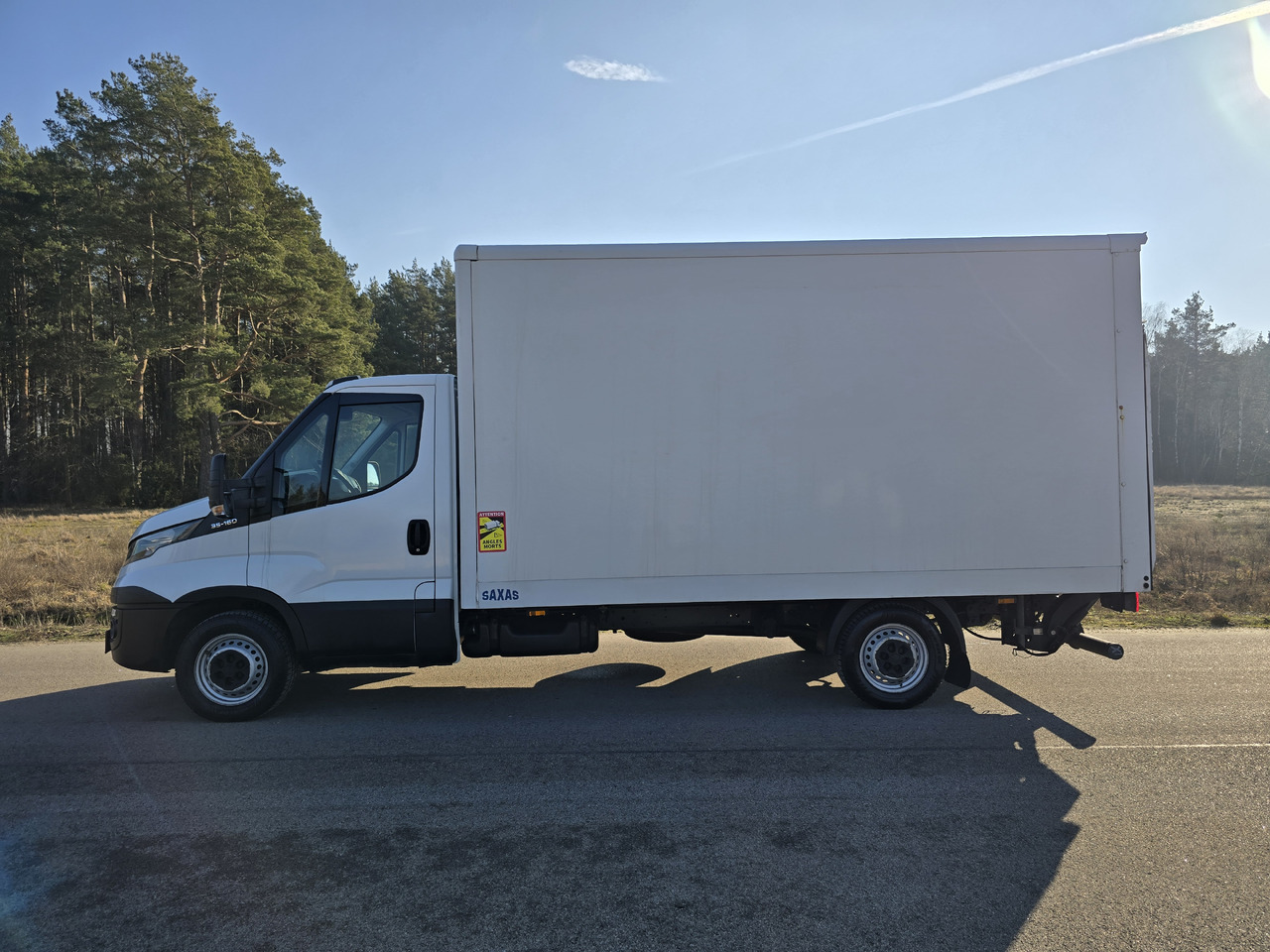 Varebil med skap IVECO Daily 35-160: bilde 6