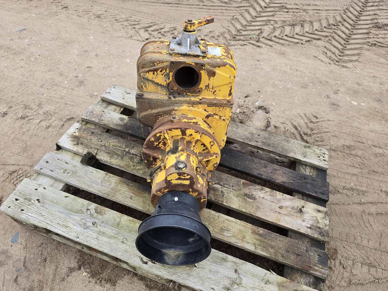 JUROP PNE 122 M - Gjødselvogn: bilde 3 JUROP PNE 122 M - Gjødselvogn: bilde 3