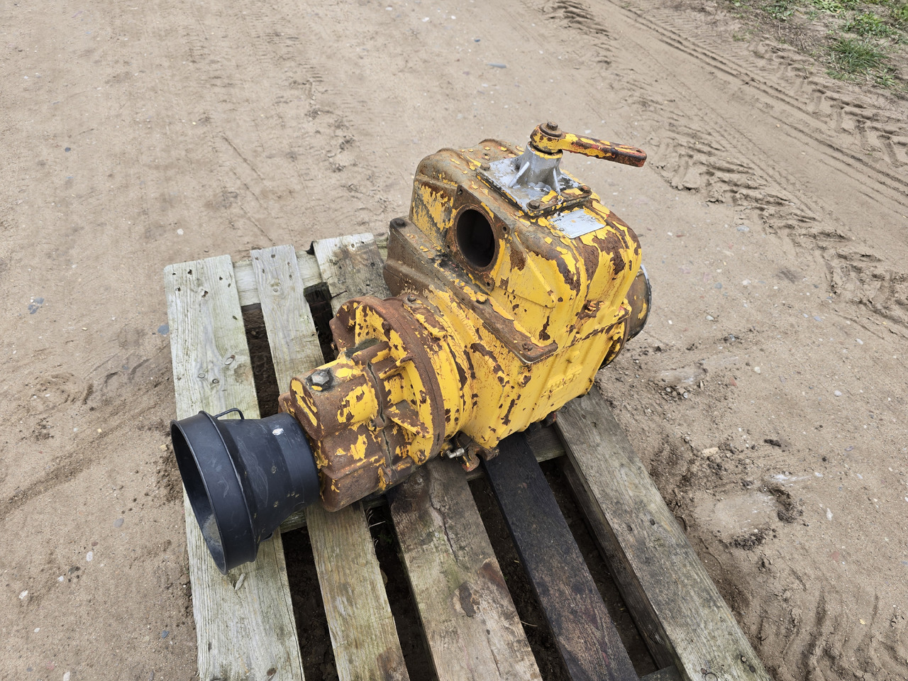 JUROP PNE 122 M - Gjødselvogn: bilde 1 JUROP PNE 122 M - Gjødselvogn: bilde 1