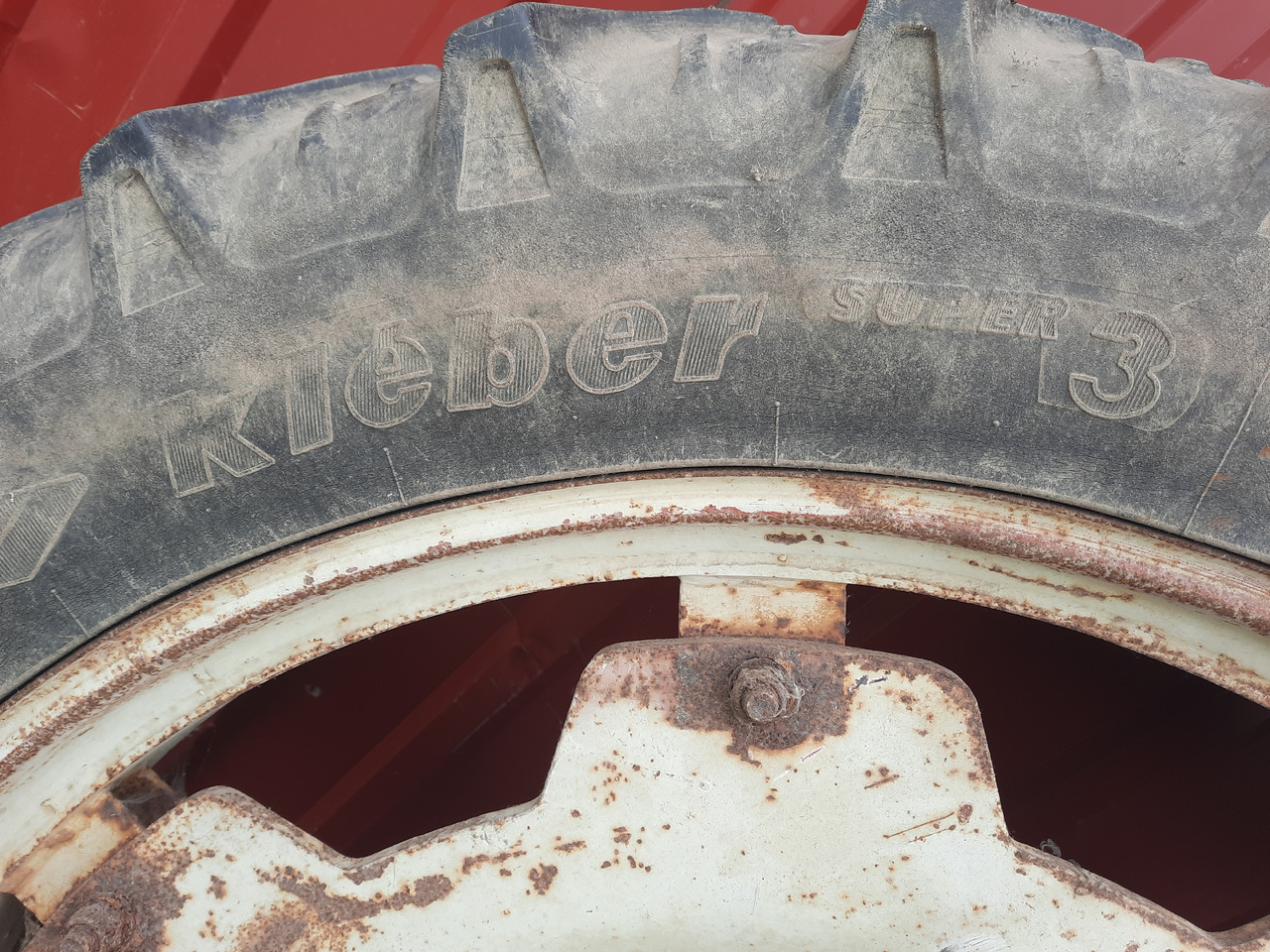 KLEBER Super 3 11.2 R44 - Komplett hjul for Landbruksteknikk: bilde 5 KLEBER Super 3 11.2 R44 - Komplett hjul for Landbruksteknikk: bilde 5