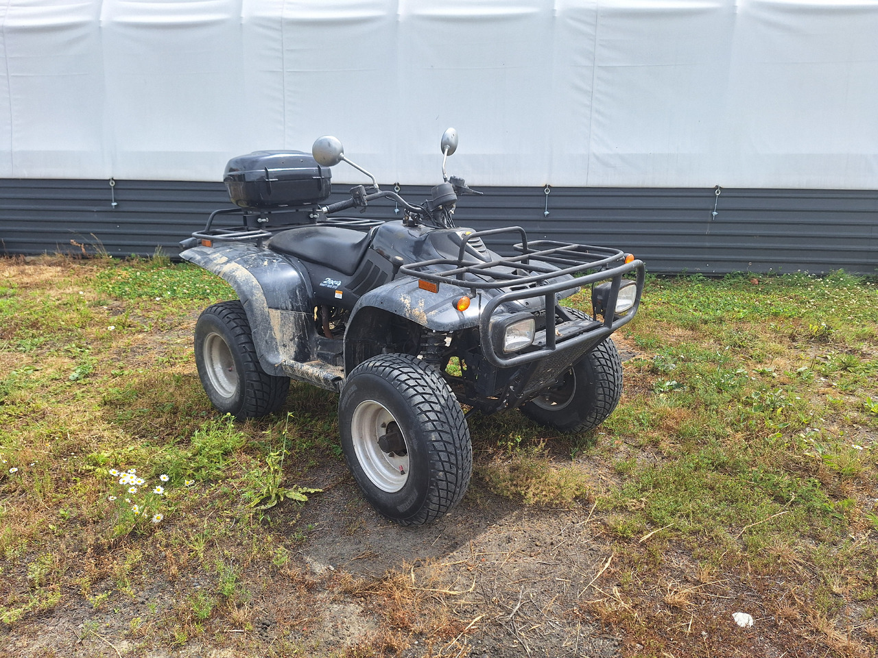 Linhai  - Personenbil: bilde 4 Linhai  - Personenbil: bilde 4