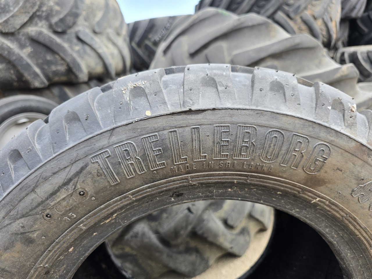 TRELLEBORG 340/55-16 - Dekk for Bygg og anlegg: bilde 5 TRELLEBORG 340/55-16 - Dekk for Bygg og anlegg: bilde 5