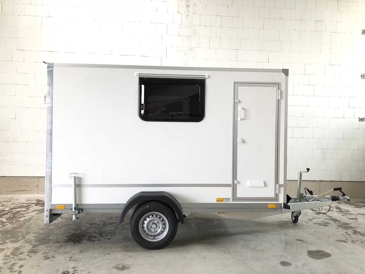 BLYSS F1330HD Rampe Tür 2 Fenster Kofferanhänger - Skaphenger: bilde 5 BLYSS F1330HD Rampe Tür 2 Fenster Kofferanhänger - Skaphenger: bilde 5
