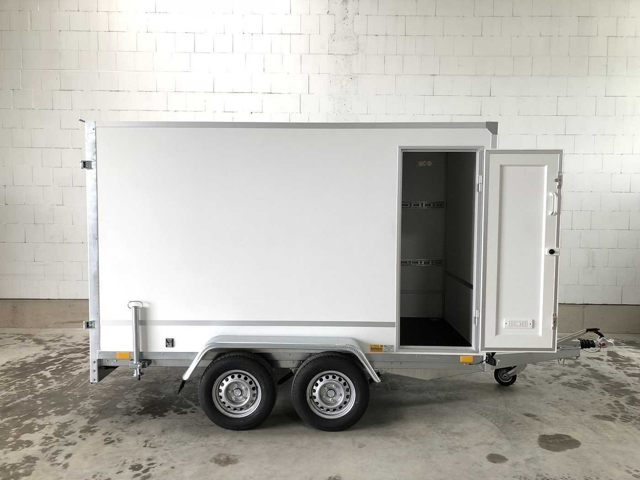 BLYSS F2030HTD Seitentür Kofferanhänger - Skaphenger: bilde 1 BLYSS F2030HTD Seitentür Kofferanhänger - Skaphenger: bilde 1