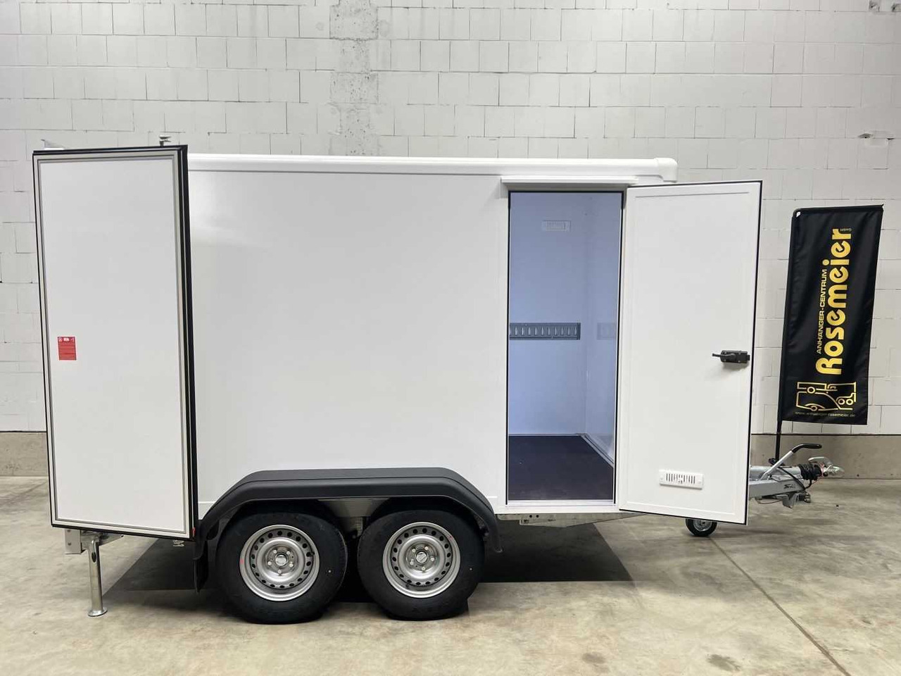 BLYSS FS2730/180HTL Tür Kofferanhänger - Skaphenger: bilde 1 BLYSS FS2730/180HTL Tür Kofferanhänger - Skaphenger: bilde 1