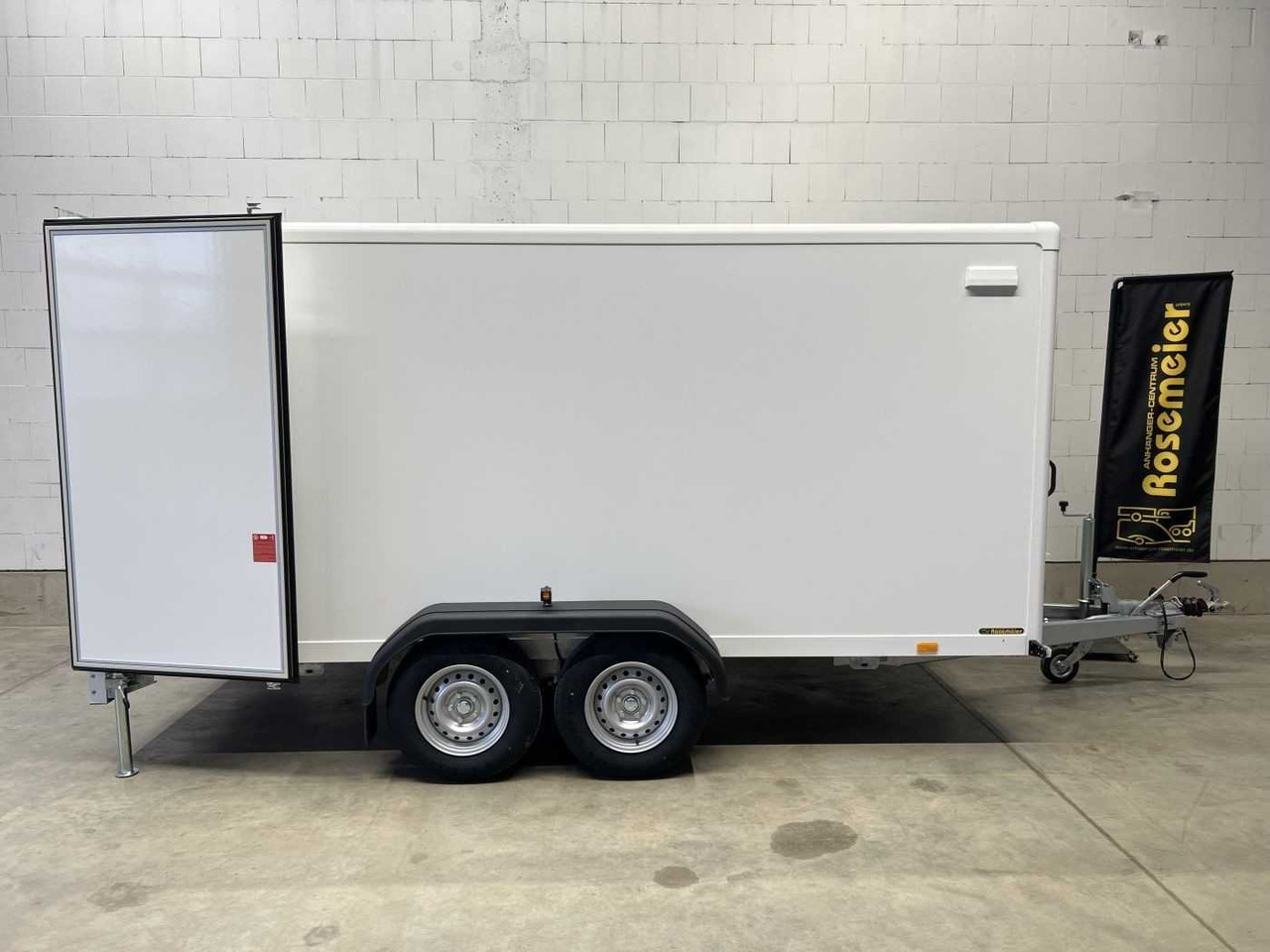 BLYSS FS2740/180HTL Kofferanhänger - Skaphenger: bilde 1 BLYSS FS2740/180HTL Kofferanhänger - Skaphenger: bilde 1