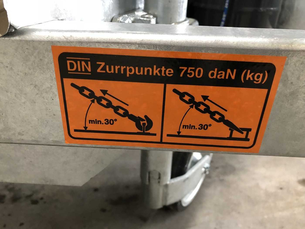 Ny Biltilhenger VEZEKO Husky FB 15.28 BW 250 Absenker: bilde 6 Ny Biltilhenger VEZEKO Husky FB 15.28 BW 250 Absenker: bilde 6