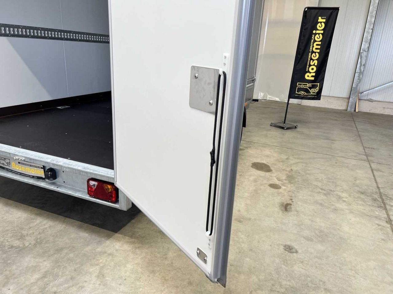 Ny Skaphenger VEZEKO TK D 27.40 Flügeltüren+Seitenk Kofferanhänger Promotionanhänger: bilde 15