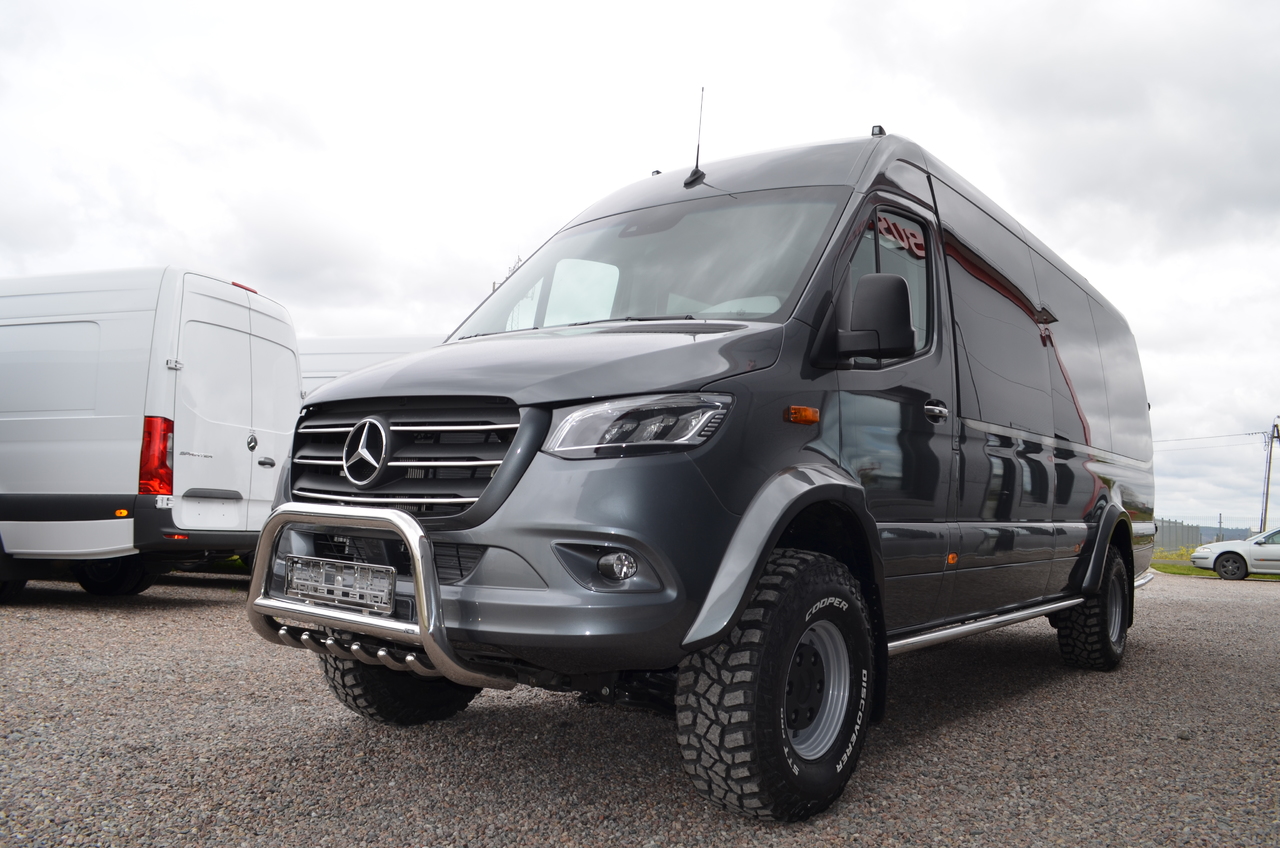 MERCEDES-BENZ Sprinter 519 4x4 high and low drive - Minibuss, Persontransport: bilde 1 MERCEDES-BENZ Sprinter 519 4x4 high and low drive - Minibuss, Persontransport: bilde 1