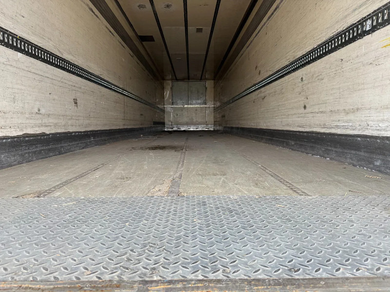 Fruehauf 2-Achse Isokoffer mit Lenkachse und LBW Reifen 90% - Skapsemi: bilde 5 Fruehauf 2-Achse Isokoffer mit Lenkachse und LBW Reifen 90% - Skapsemi: bilde 5