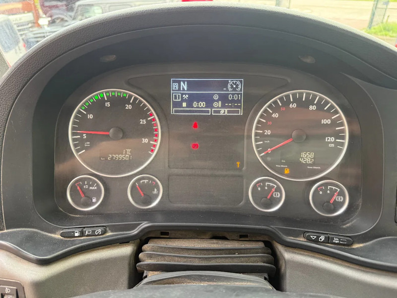 MAN TGS 18.440 TGS 18.440 4X4 BLS / Euro 5 / Retarder / only 279tkm !!!!!! - Trekkvogn: bilde 3 MAN TGS 18.440 TGS 18.440 4X4 BLS / Euro 5 / Retarder / only 279tkm !!!!!! - Trekkvogn: bilde 3