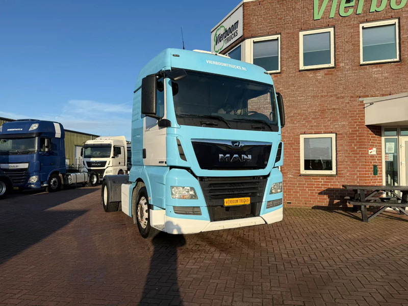MAN TGX 18.420 TGX 18.420 4X2 / 2 BEDS / SMART TACHO / FRIDGE / PARKING AIRCO / TOP CONDITION / NEW MODEL - Trekkvogn: bilde 1 MAN TGX 18.420 TGX 18.420 4X2 / 2 BEDS / SMART TACHO / FRIDGE / PARKING AIRCO / TOP CONDITION / NEW MODEL - Trekkvogn: bilde 1
