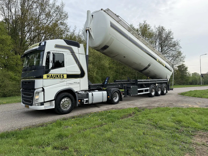 Volvo FH 420 4X2 MIT KASSBOHRER KIPPSILO SUPER ZUSTAND!!! - Trekkvogn: bilde 1 Volvo FH 420 4X2 MIT KASSBOHRER KIPPSILO SUPER ZUSTAND!!! - Trekkvogn: bilde 1