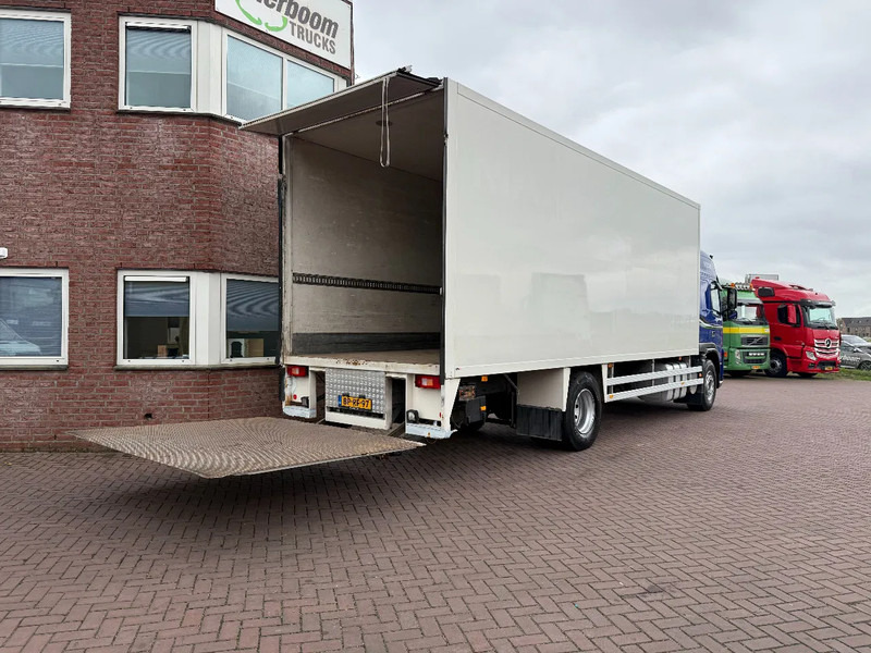 Volvo FM 260 FM9-260 4X2 / Schaltgetriebe / Koffer mit Ladebordwand / Schaltgetriebe / Euro3 - Skapbil: bilde 4 Volvo FM 260 FM9-260 4X2 / Schaltgetriebe / Koffer mit Ladebordwand / Schaltgetriebe / Euro3 - Skapbil: bilde 4