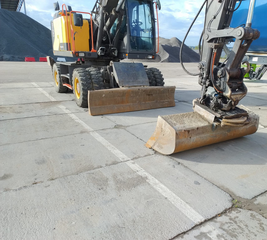 VOLVO EWR170E - Hjulgraver: bilde 4 VOLVO EWR170E - Hjulgraver: bilde 4