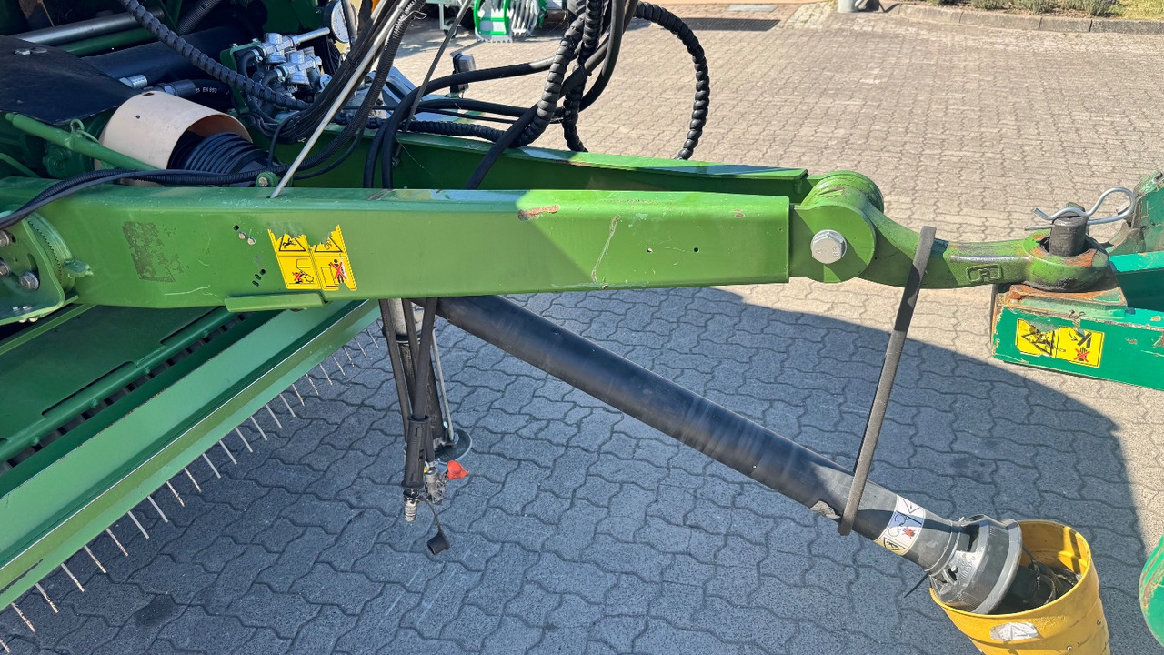 Krone Comprima V 150 XC Tandem - Rundballepakker: bilde 3 Krone Comprima V 150 XC Tandem - Rundballepakker: bilde 3