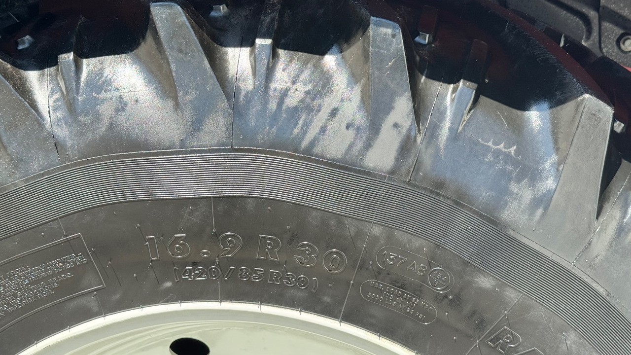 Steyr 4090 Kompakt - Traktor: bilde 5 Steyr 4090 Kompakt - Traktor: bilde 5