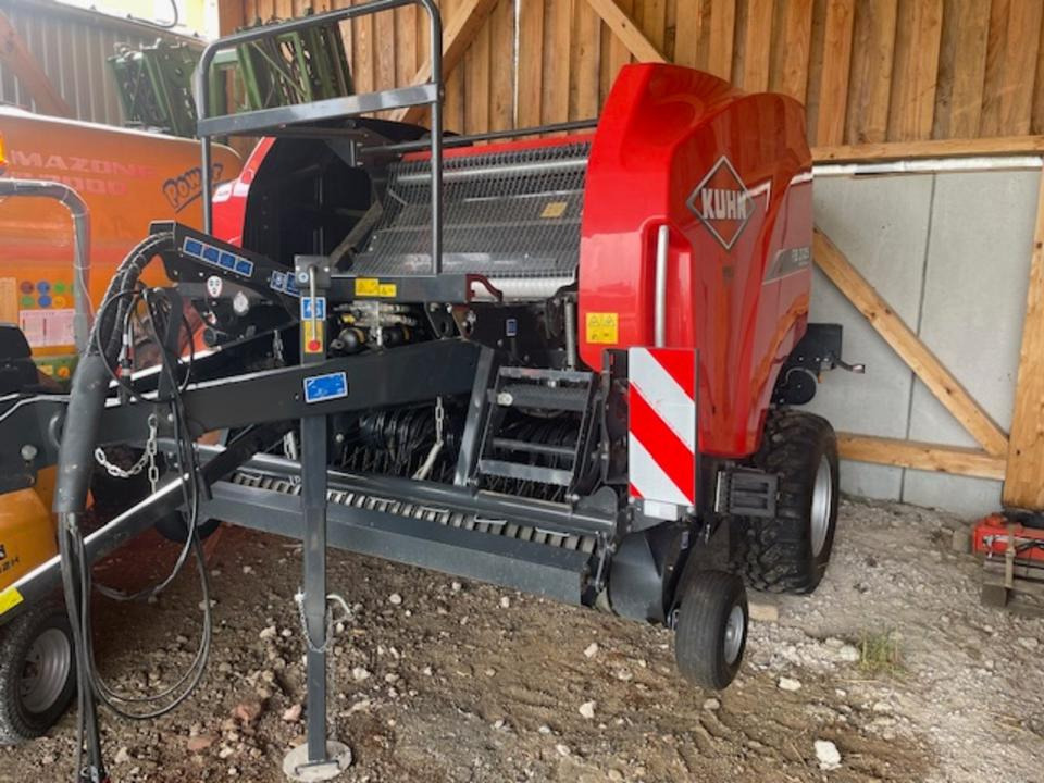 Rundballenpresse Kuhn FB 3125 OC 14 - Rundballepresse: bilde 1 Rundballenpresse Kuhn FB 3125 OC 14 - Rundballepresse: bilde 1