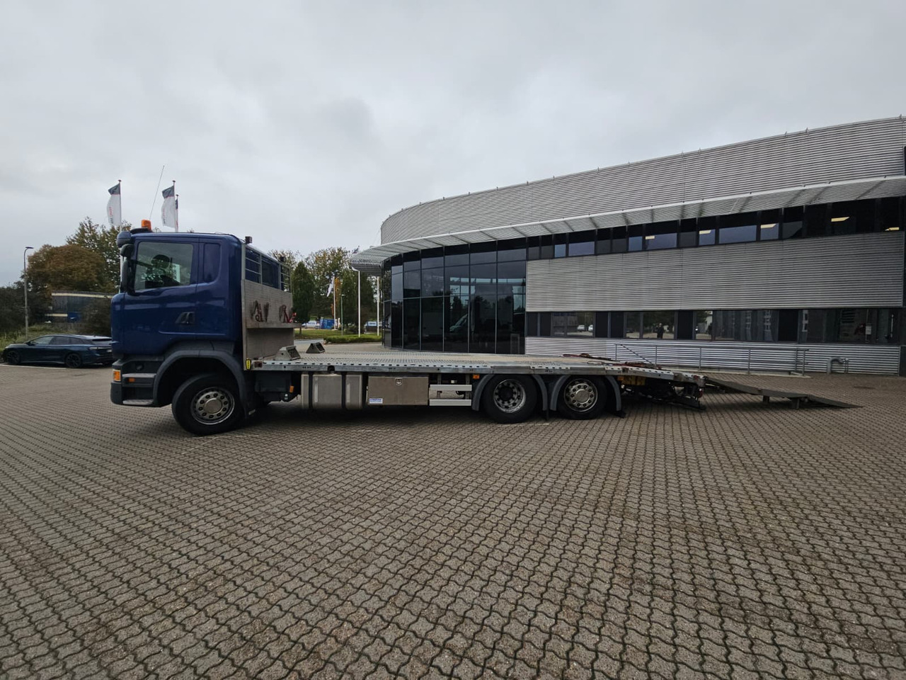 Scania Scania R450 6X2-4 - Transporter lastebil: bilde 2 Scania Scania R450 6X2-4 - Transporter lastebil: bilde 2