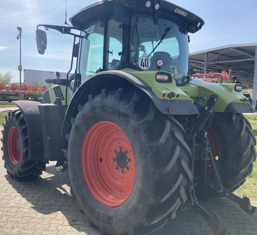 CLAAS Arion 650 Hexashift - Traktor: bilde 5 CLAAS Arion 650 Hexashift - Traktor: bilde 5