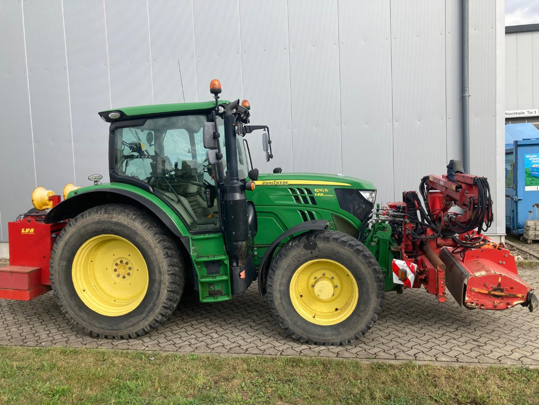 John Deere 6110R - Traktor: bilde 1 John Deere 6110R - Traktor: bilde 1