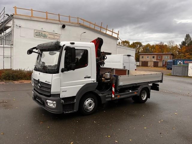 Mercedes-Benz Atego 818 mit Ladekran - Kranbil: bilde 1 Mercedes-Benz Atego 818 mit Ladekran - Kranbil: bilde 1