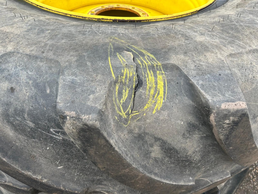 Dekk for Landbruksteknikk 600/70R28 650/85R38 Kompletträder: bilde 7 Dekk for Landbruksteknikk 600/70R28 650/85R38 Kompletträder: bilde 7