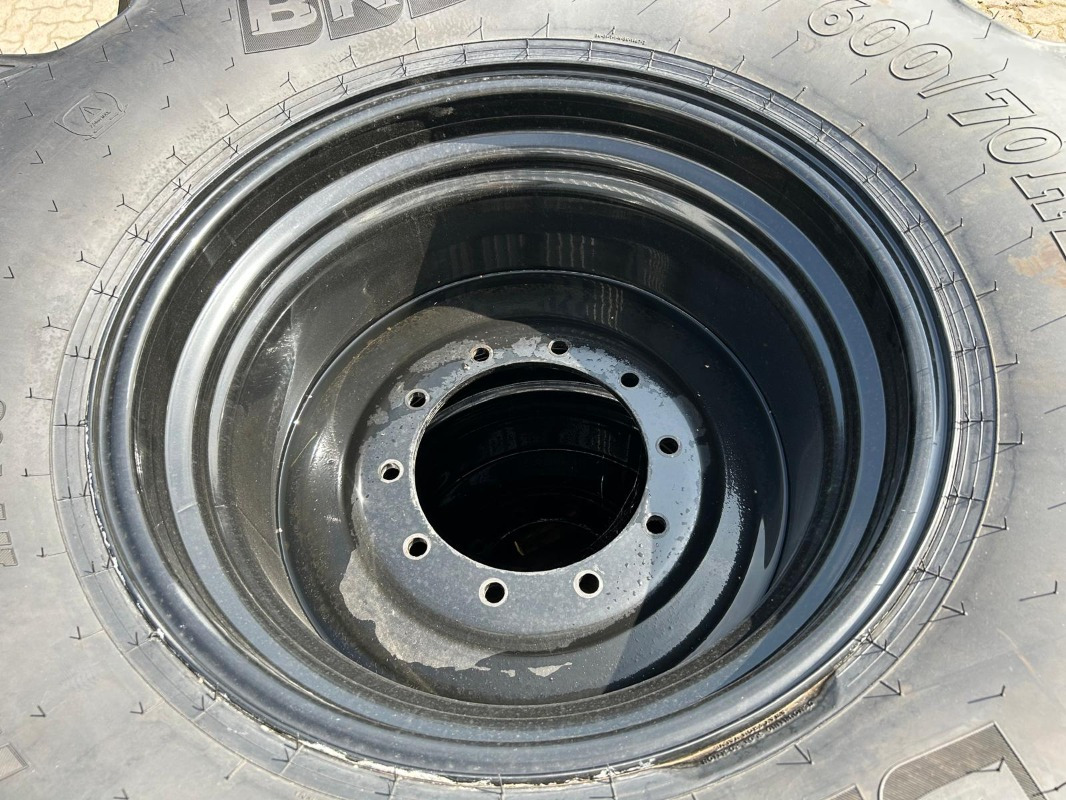 BKT 600/70R28 - 2 Stück - Dekk og felger for Landbruksteknikk: bilde 5 BKT 600/70R28 - 2 Stück - Dekk og felger for Landbruksteknikk: bilde 5