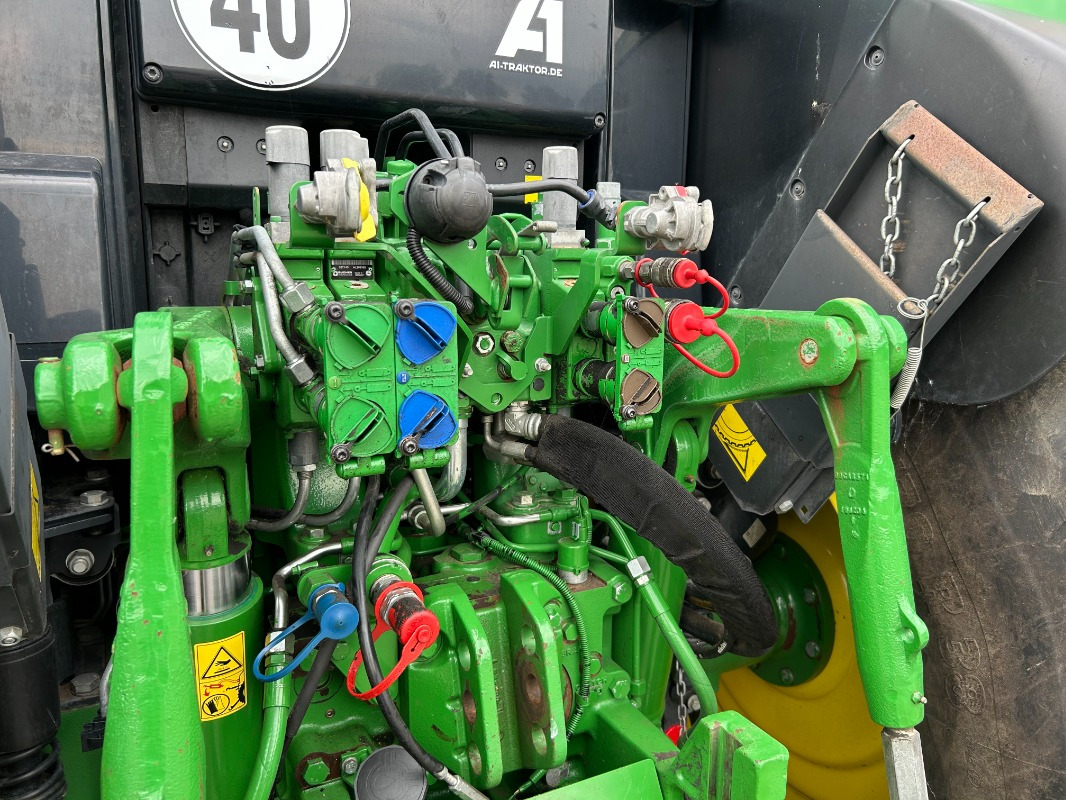 Traktor John Deere 6155M: bilde 16