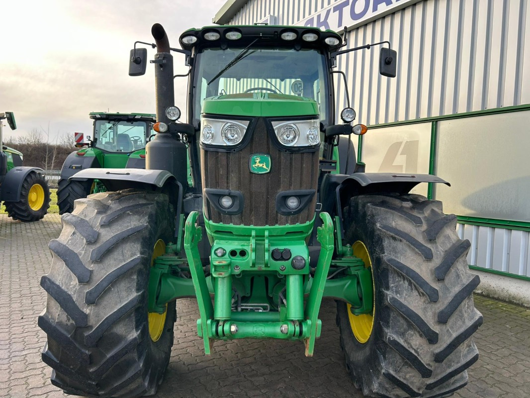 John Deere 6215R - Traktor: bilde 3 John Deere 6215R - Traktor: bilde 3
