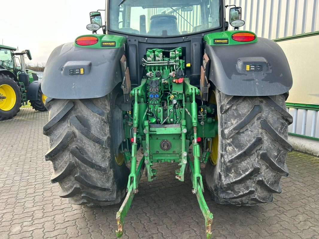 John Deere 6215R - Traktor: bilde 5 John Deere 6215R - Traktor: bilde 5
