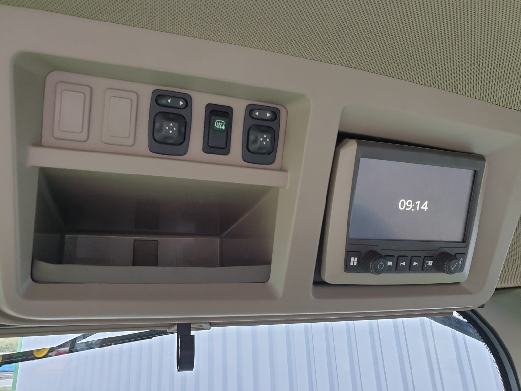 John Deere 7R 330 **MIETRÜCKLÄUFER** - Traktor: bilde 3 John Deere 7R 330 **MIETRÜCKLÄUFER** - Traktor: bilde 3