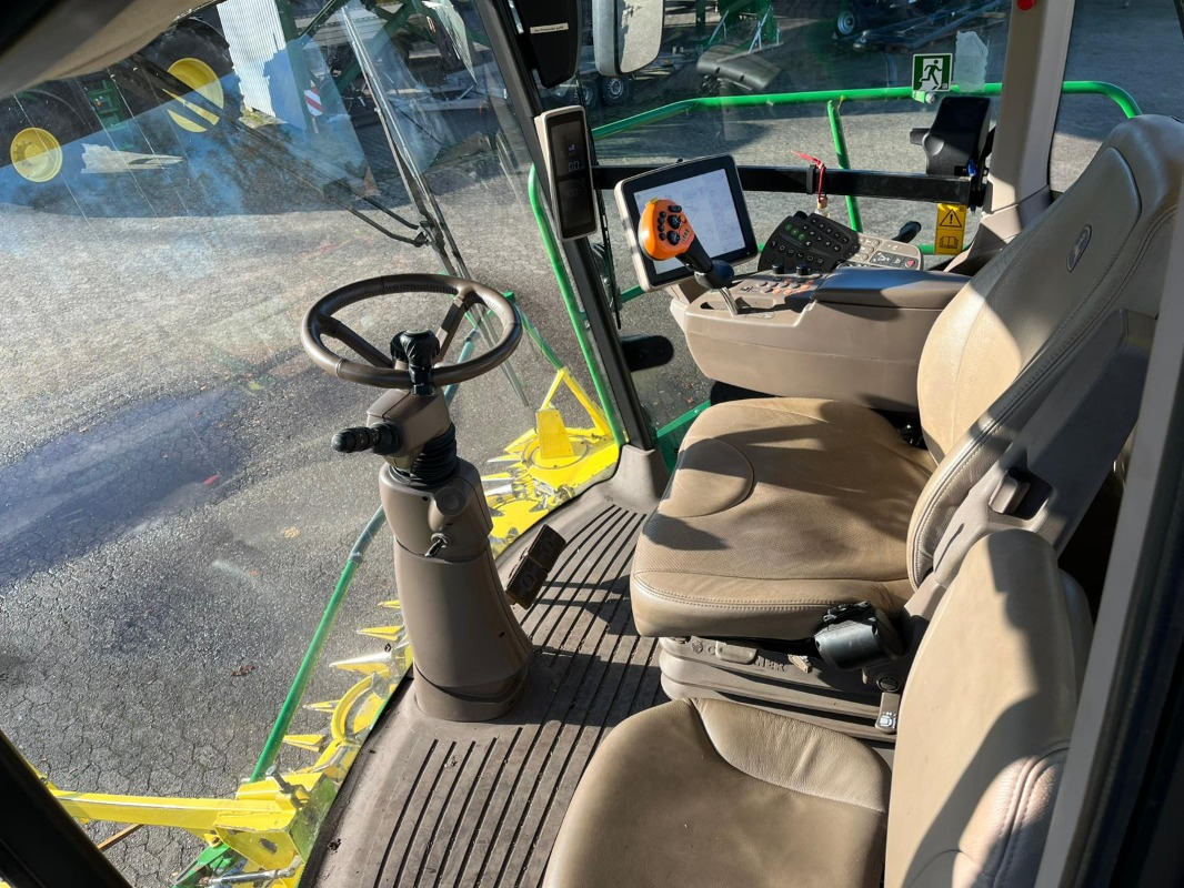 John Deere 9900 mit Kemper 375 - Tresker: bilde 3 John Deere 9900 mit Kemper 375 - Tresker: bilde 3