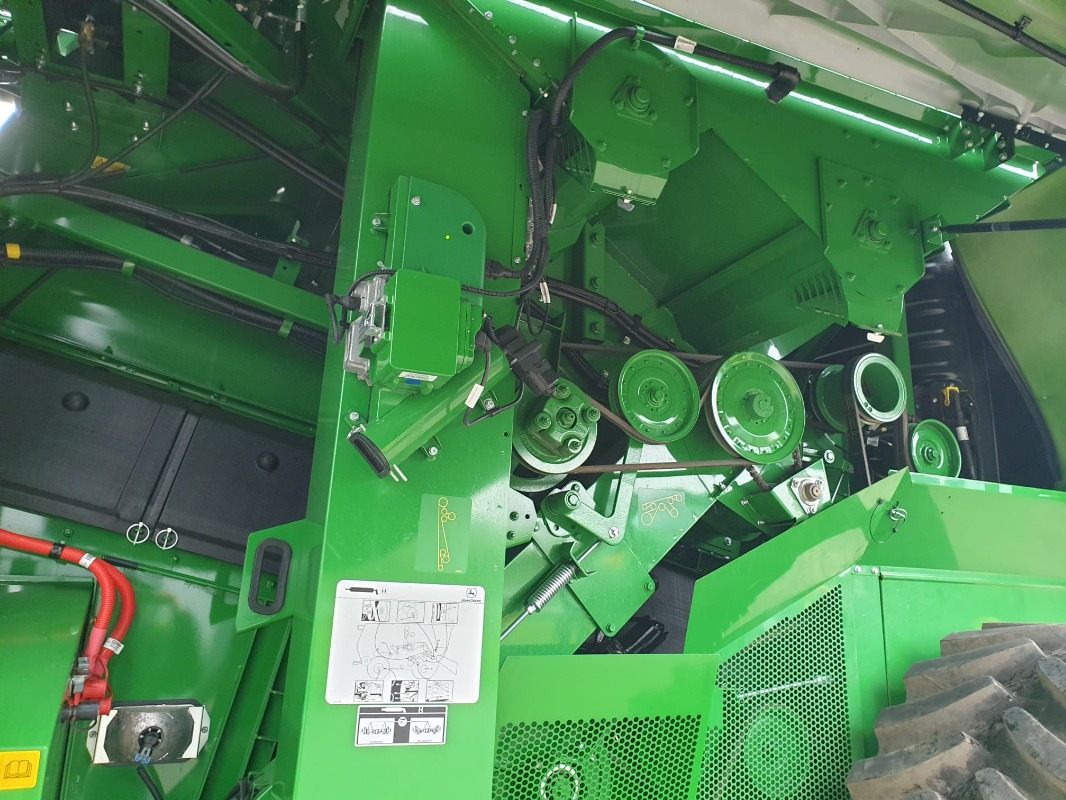 Ny Skurtresker John Deere S770: bilde 8 Ny Skurtresker John Deere S770: bilde 8