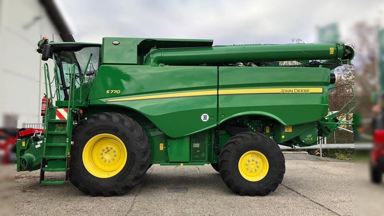 John Deere S770 - Skurtresker: bilde 2 John Deere S770 - Skurtresker: bilde 2