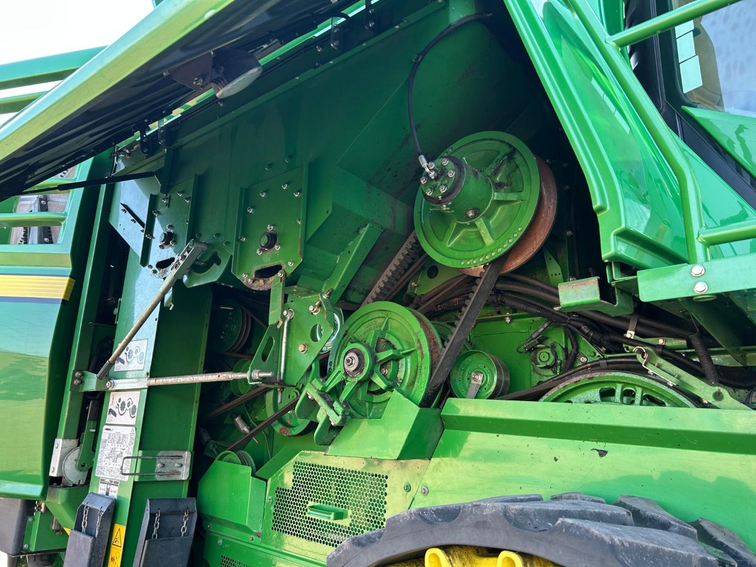 John Deere T660 - Skurtresker: bilde 4 John Deere T660 - Skurtresker: bilde 4