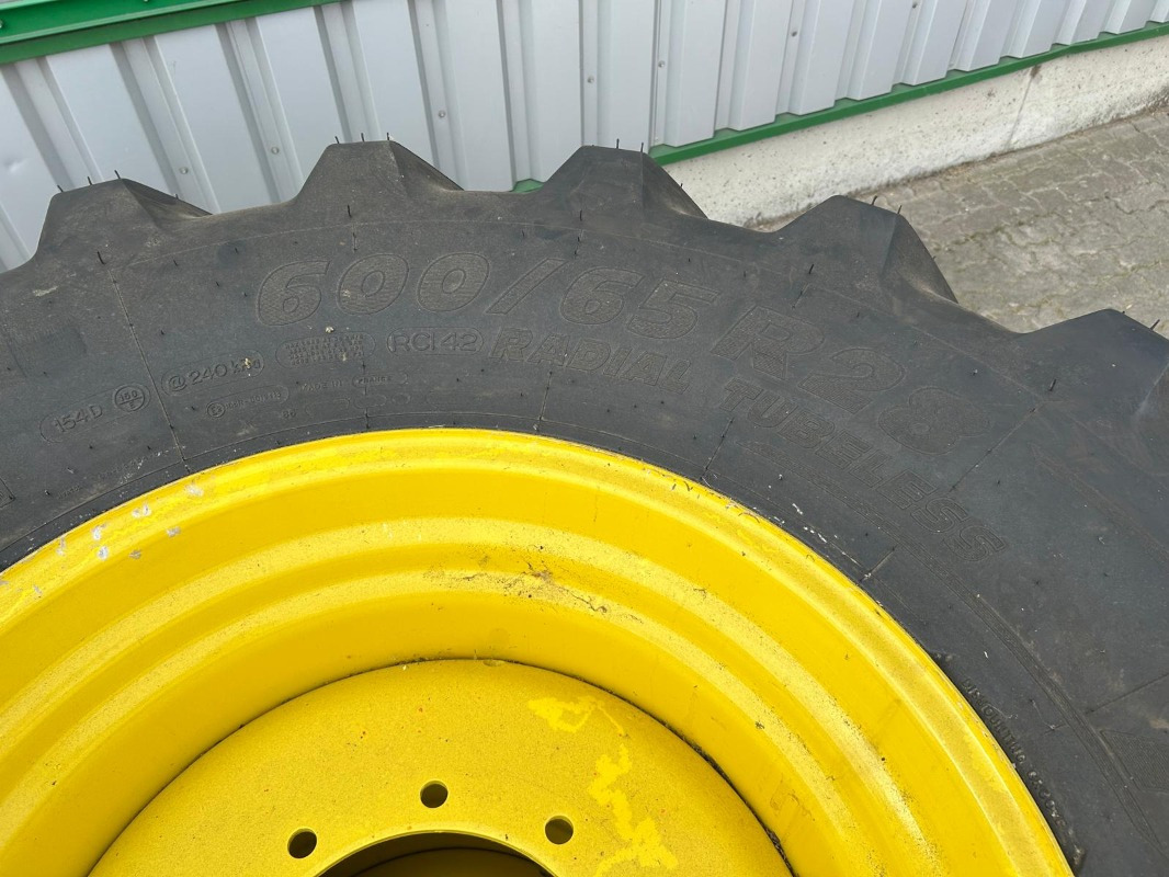 Michelin 600/65R28 - 2 Stück - Dekk og felger for Landbruksteknikk: bilde 4 Michelin 600/65R28 - 2 Stück - Dekk og felger for Landbruksteknikk: bilde 4